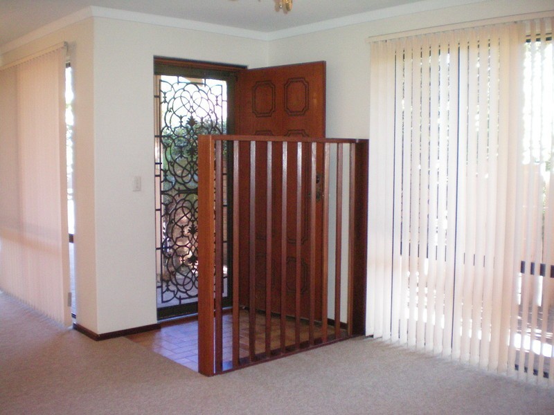 2/60 Lockhart Street, Como WA 6152