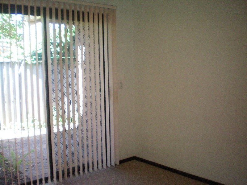 2/60 Lockhart Street, Como WA 6152