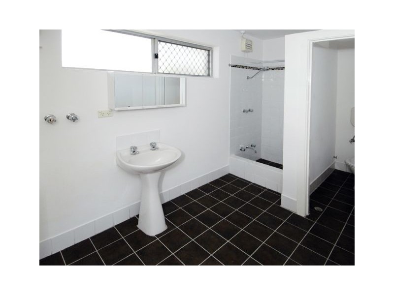6/1 Clydesdale Street, Como WA 6152