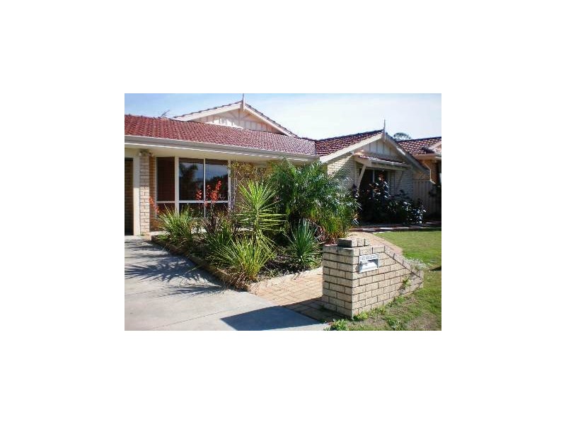 44 Underwood Crescent, Kardinya WA 6163