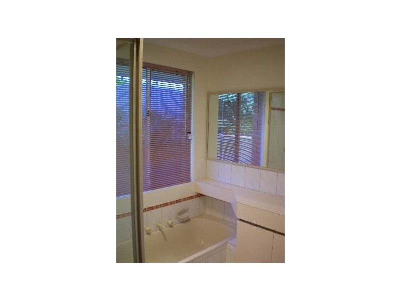 44 Underwood Crescent, Kardinya WA 6163