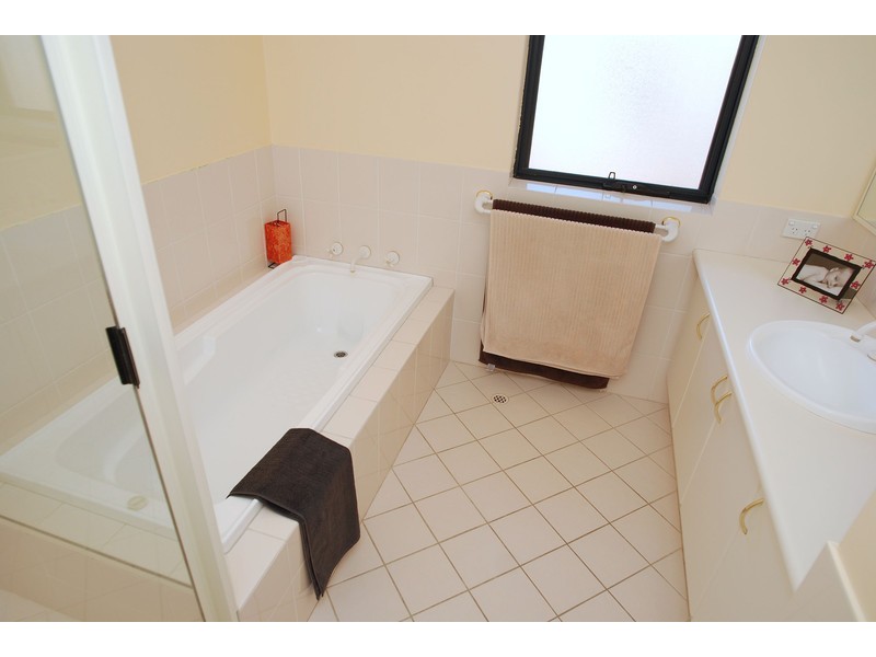 3c Alston Avenue, Como WA 6152