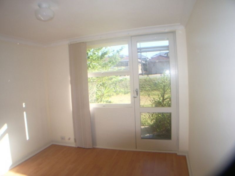 7/221 Clontarf Road, Hamilton Hill WA 6163