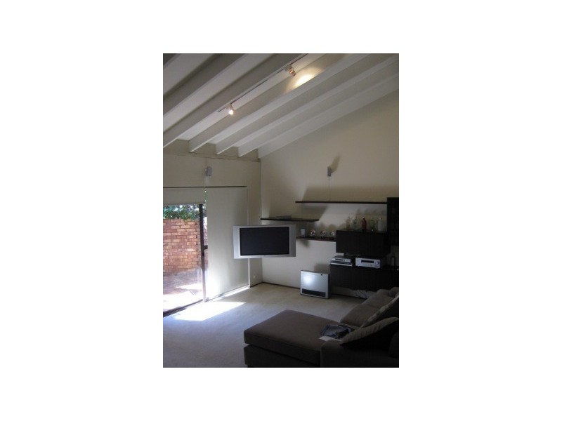 2/68 Mary Street, Como WA 6152