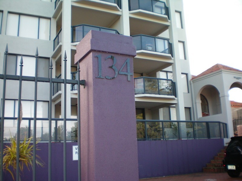 10/134 Mill Point Road, South Perth WA 6151