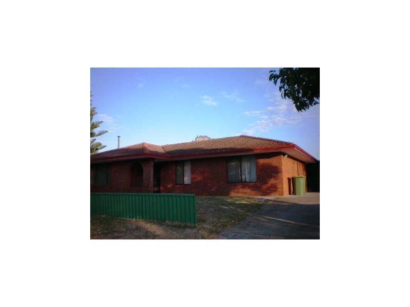 1 Wimmera Place, Huntingdale WA 6110