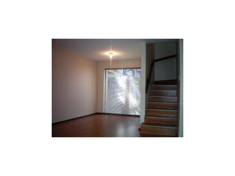 5/12 Talbot Avenue, Como WA 6152