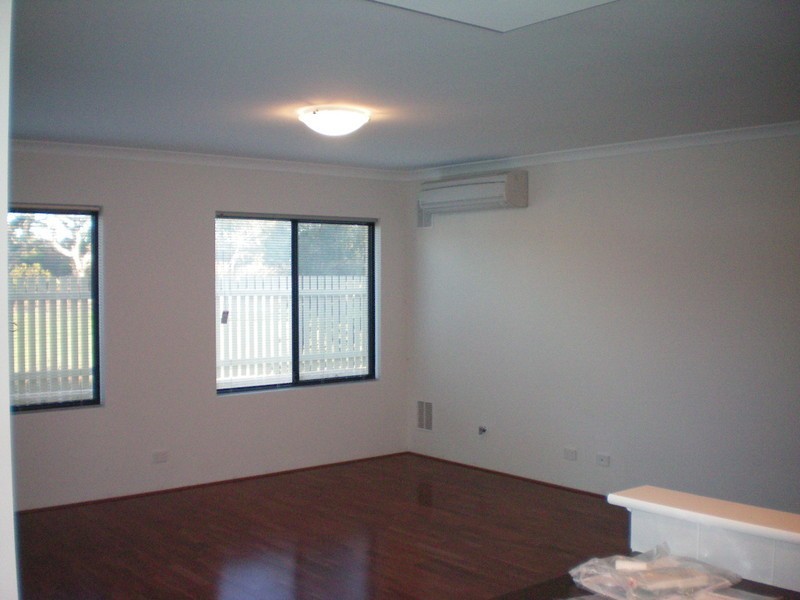 4b  Observatory Avenue, Aubin Grove WA 6164