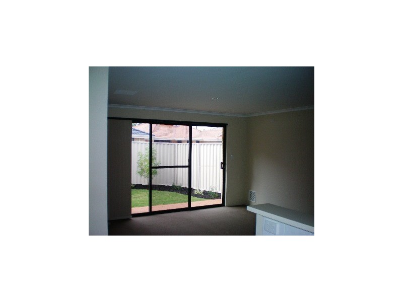 20/1 Coojong Link, Success WA 6164