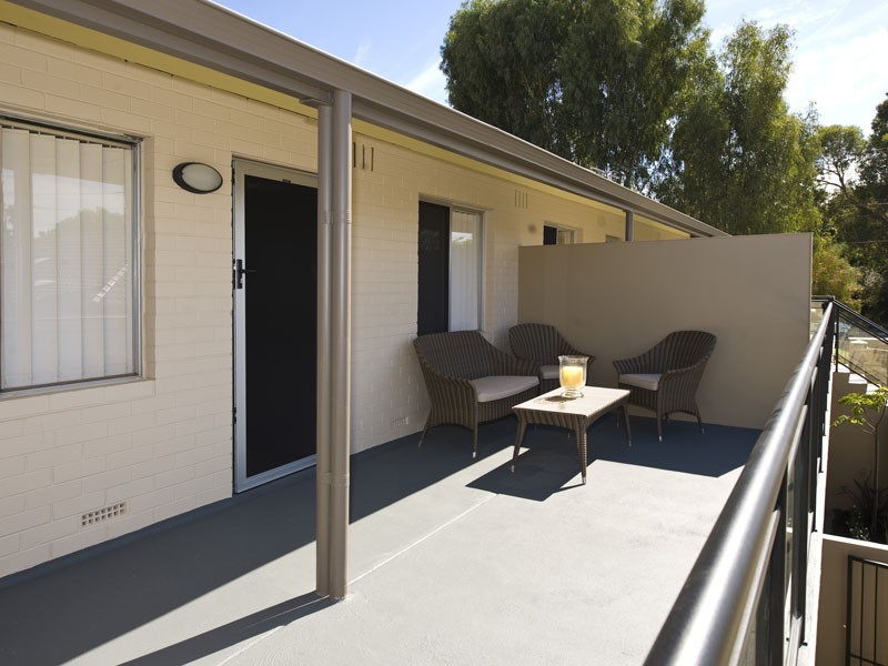 8/7 Midgely Street, Lathlain WA 6100