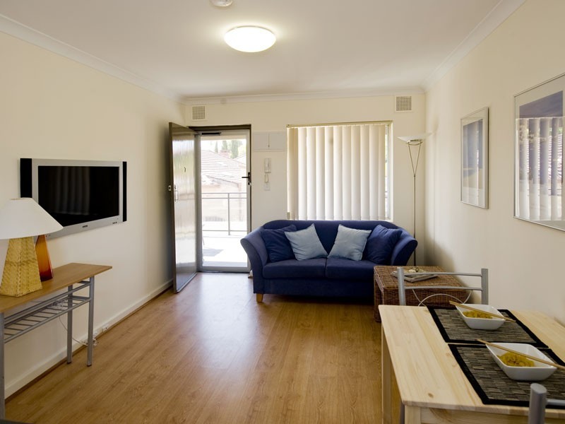 8/7 Midgely Street, Lathlain WA 6100