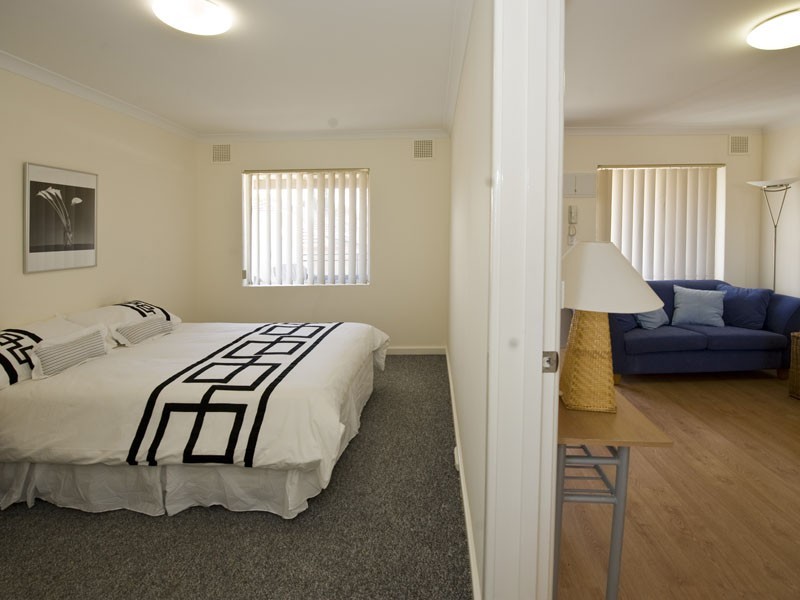 8/7 Midgely Street, Lathlain WA 6100