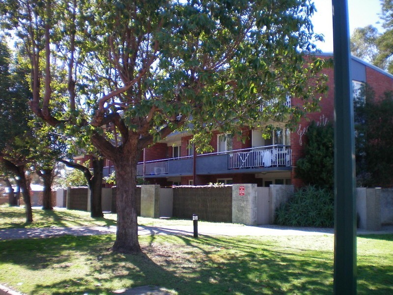 12/106 McDonald Street, Como WA 6152