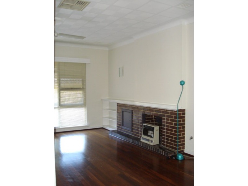 55 Williams Road, Melville WA 6156