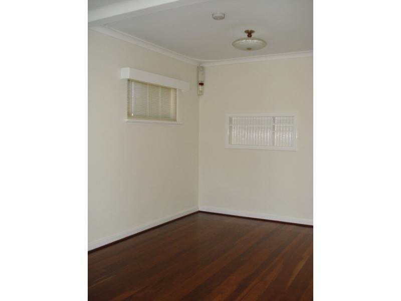 55 Williams Road, Melville WA 6156