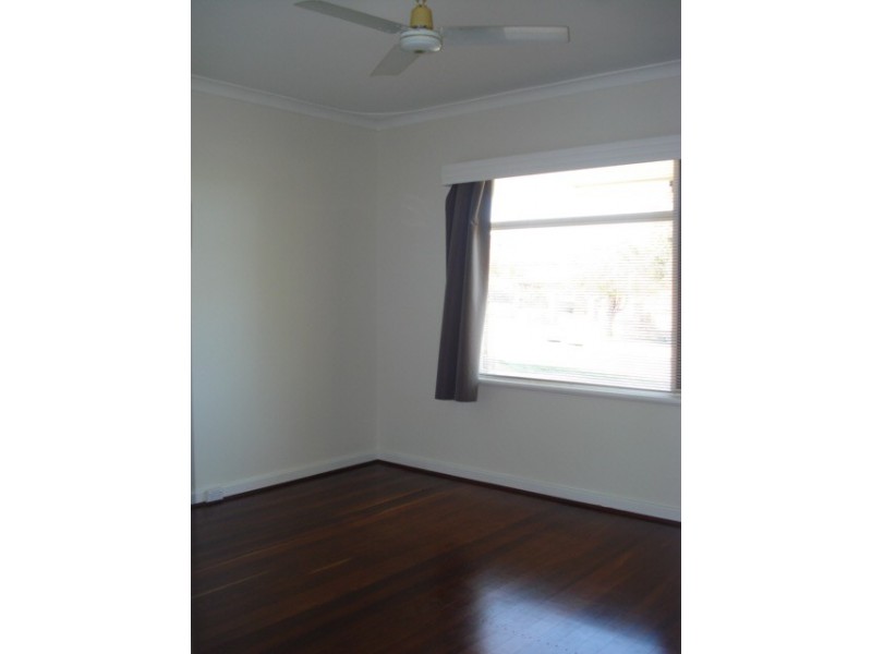 55 Williams Road, Melville WA 6156