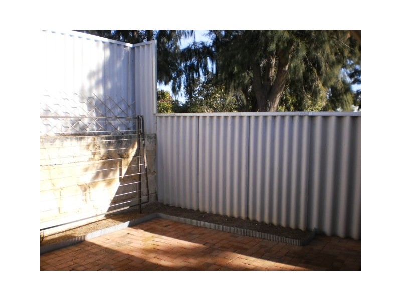 16/1-3 Stanbury Place, Kardinya WA 6163