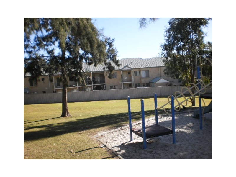 16/1-3 Stanbury Place, Kardinya WA 6163