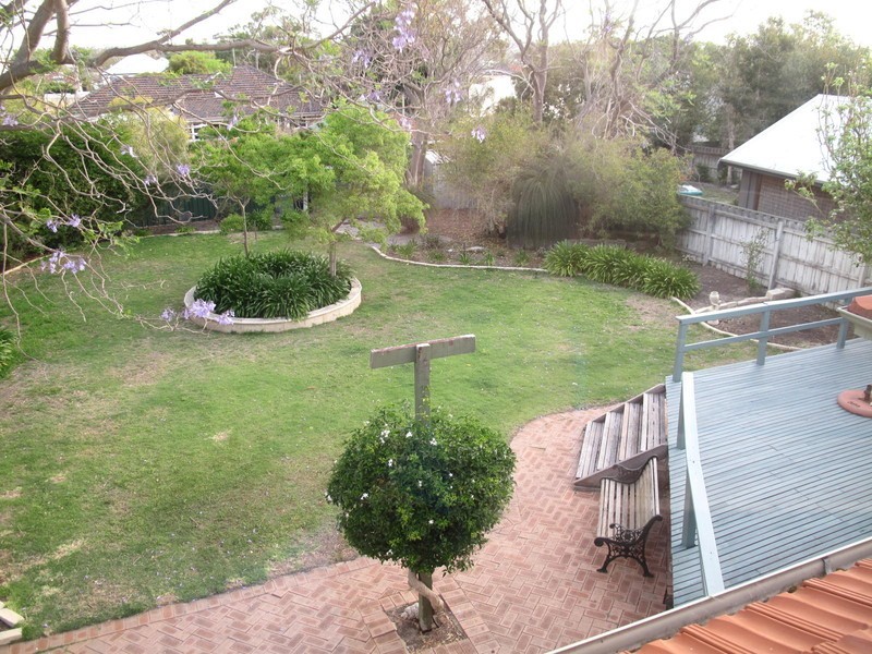13 Clive Street, Bicton WA 6157