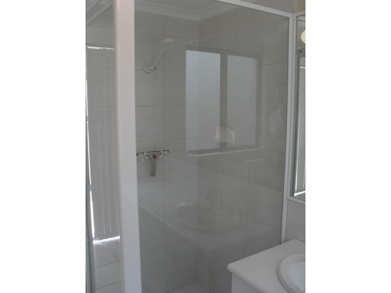 9 Robert Street, Como WA 6152