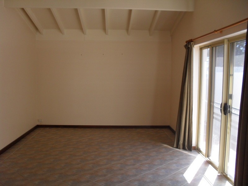 64A Rome Road, Melville WA 6156