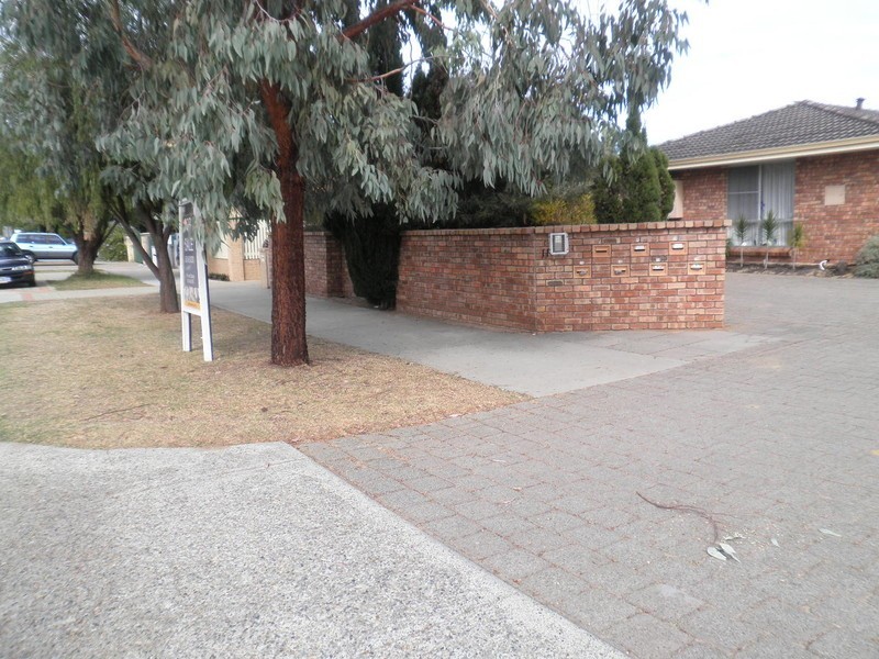13/11 POINT WALTER ROAD, Bicton WA 6157