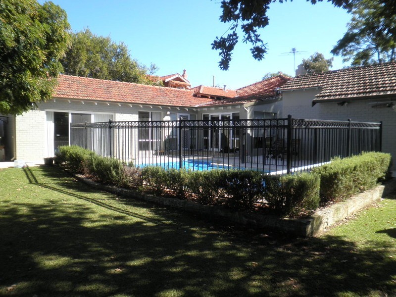 64 Campbell Street, Kensington WA 6151