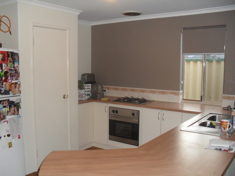 14 Warrior Pass, Bertram WA 6167