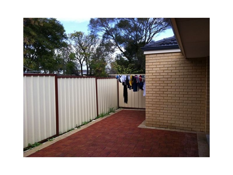 27A REDCLIFFE STREET, East Cannington WA 6107