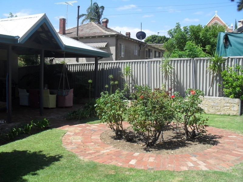 55 Lefroy Street, Beaconsfield WA 6162