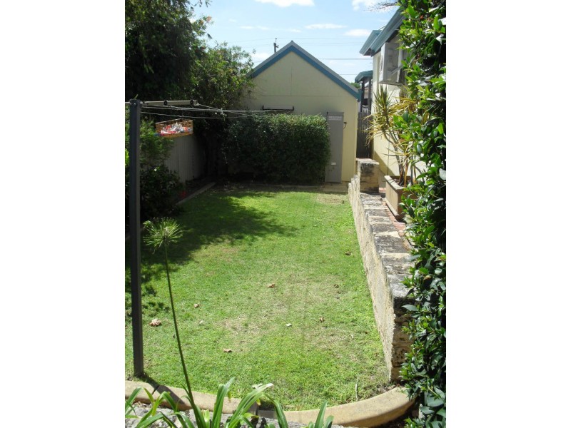 55 Lefroy Street, Beaconsfield WA 6162