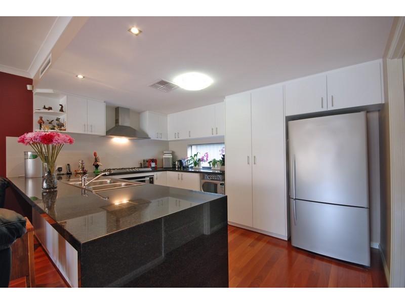 2/7 Walga Court, Yokine WA 6060