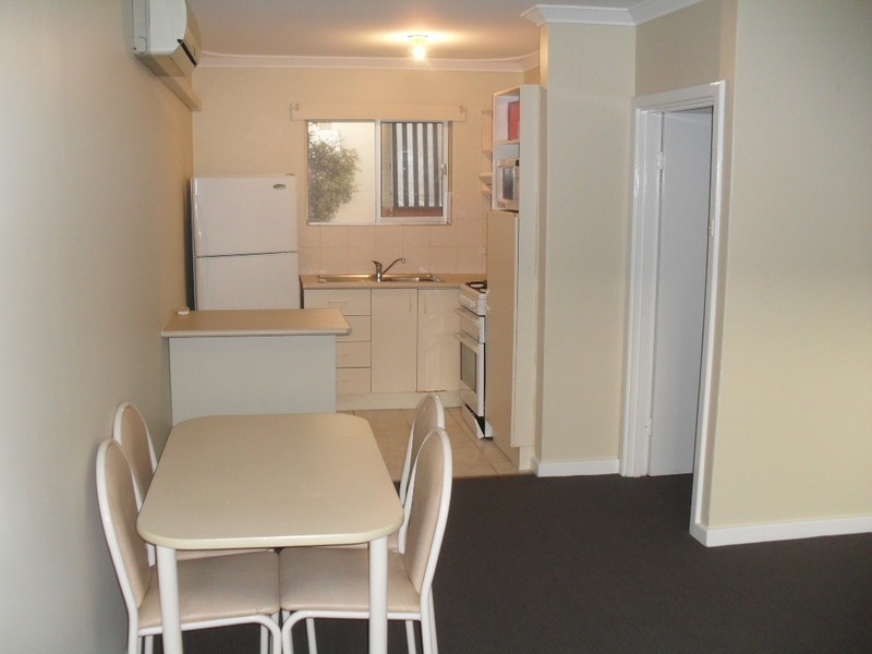 8/3 Anstey Street, South Perth WA 6151