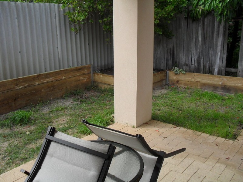 327A Fisher Street, Cloverdale WA 6105