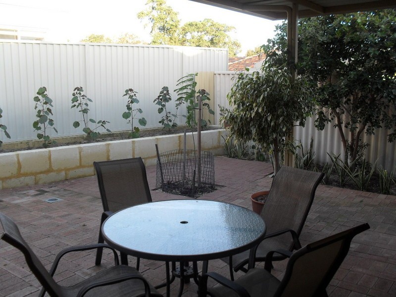39A  Queens Road, Ardross WA 6153