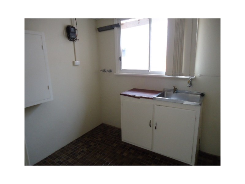 198 Douglas Avenue, Kensington WA 6151