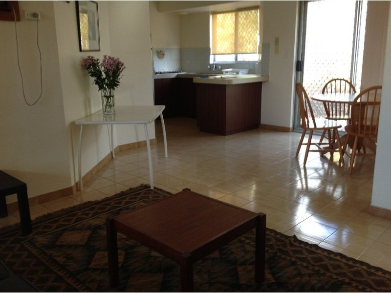 19/6-8 Pinewood Avenue, Kardinya WA 6163