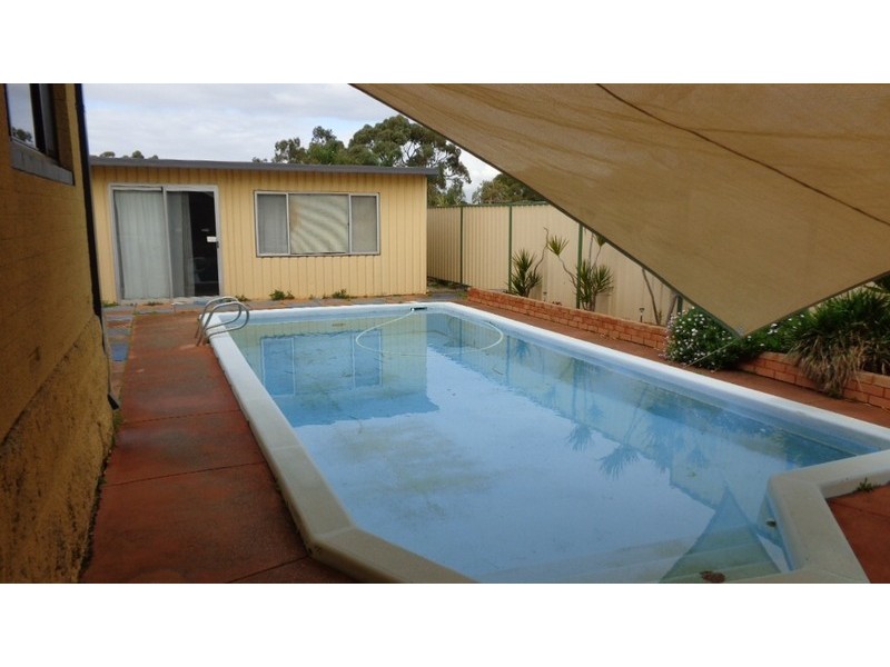 39 Gurney Road, Spearwood WA 6163