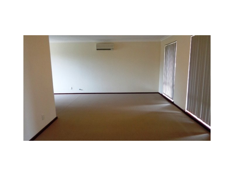 8 Torridon Avenue, Parkwood WA 6147