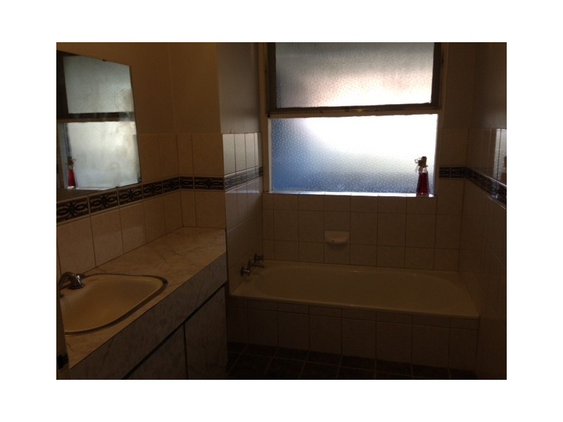 1A Dalston Crescent, Kardinya WA 6163