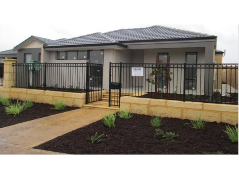 42 Halesworth Parade, Butler WA 6036