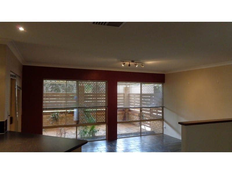 39 Blandfield Way, Parkwood WA 6147