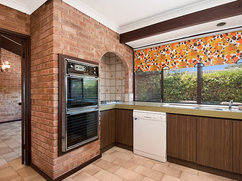 6 Earlston Place, Booragoon WA 6154