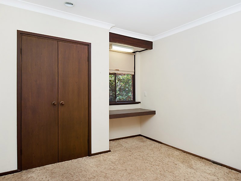 6 Earlston Place, Booragoon WA 6154