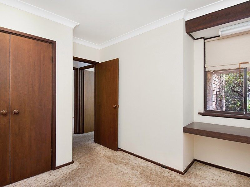 6 Earlston Place, Booragoon WA 6154