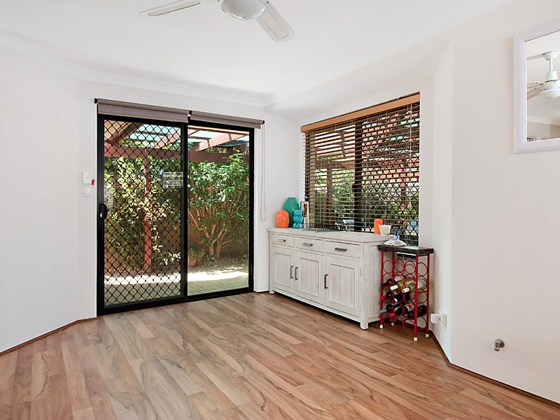 2/22 Webber Street, Willagee WA 6156