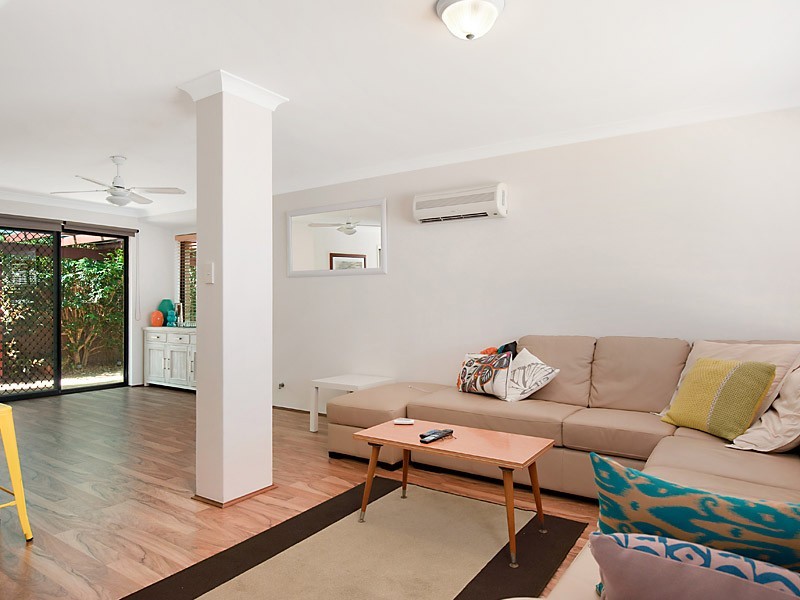 2/22 Webber Street, Willagee WA 6156