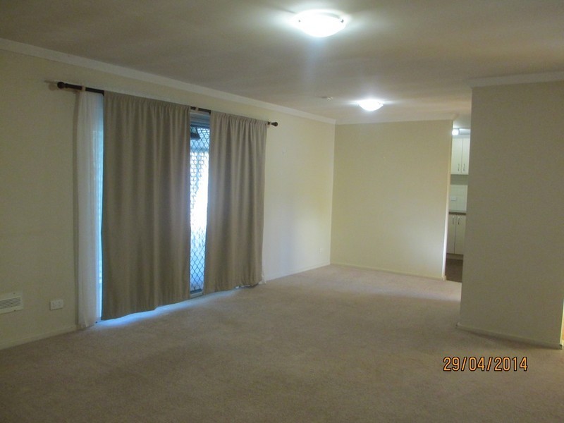 7 Larch Place, Forrestfield WA 6058