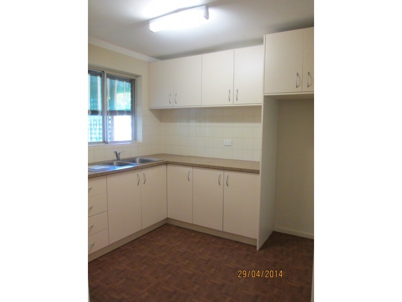 7 Larch Place, Forrestfield WA 6058