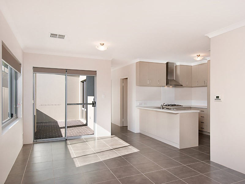 76B Stoneham Street, Joondanna WA 6060